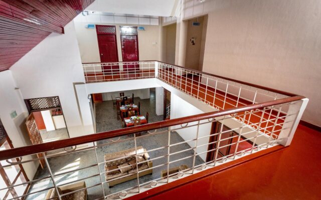 Dayanithi Guest House