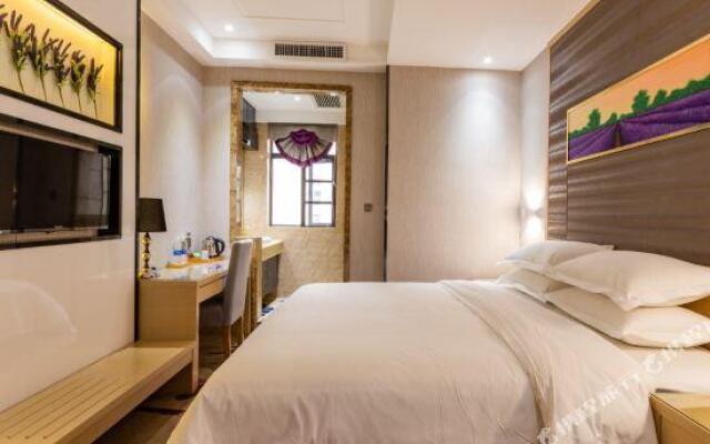 V9 Holiday Inn (Wuhan Wansongyuan Food Street)