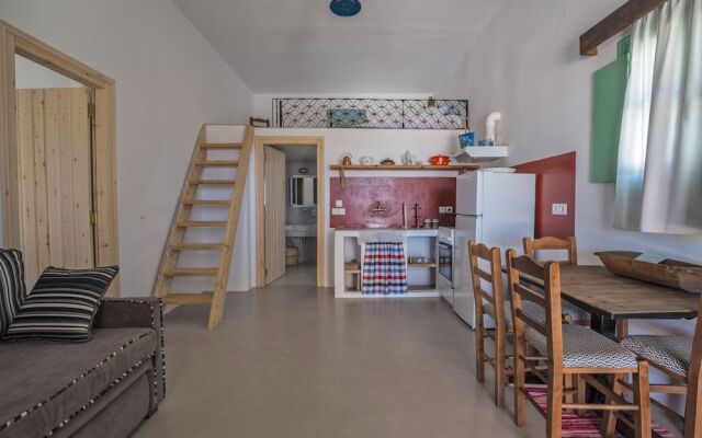 Ailouros guest house
