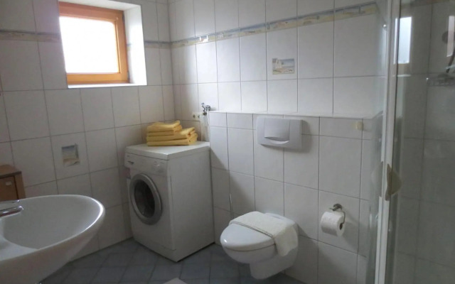 Pretty holiday apartment with an idyllic garden in Daun