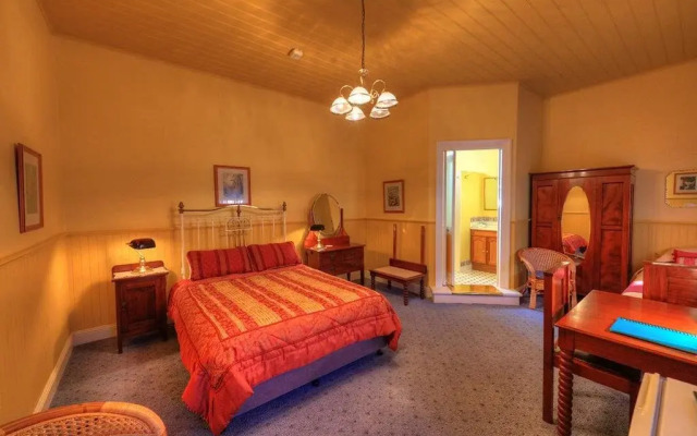 The Dragonfly North West B&B