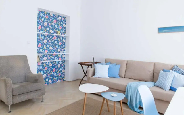 Taya apartment