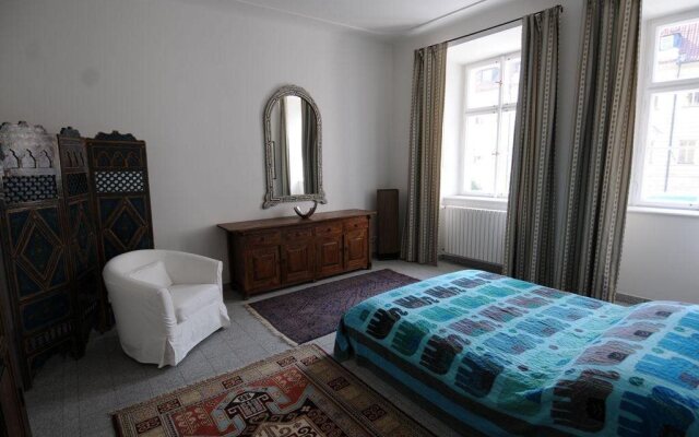 Pvh Charming Flats Hroznova