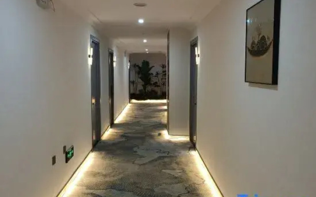 Jiu Long Business Hotel