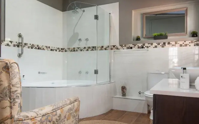 17 on 5th Avenue Walmer Guest House