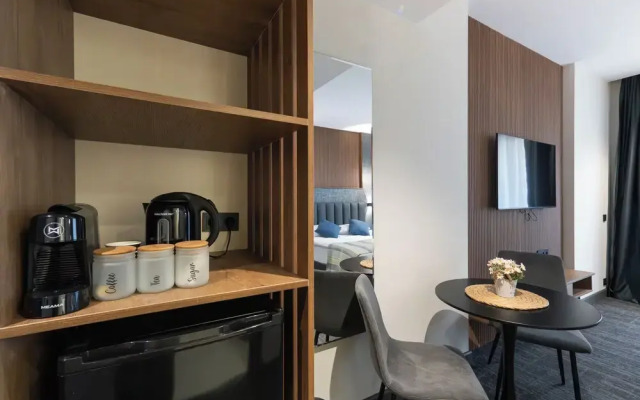 NOVA LUXE Hotel & Residences