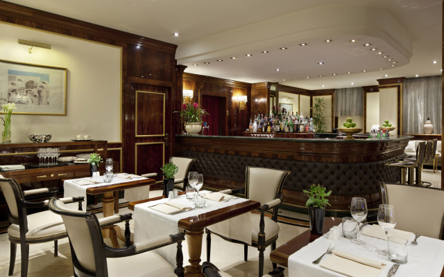 UNAHOTELS Scandinavia Milano Hotel