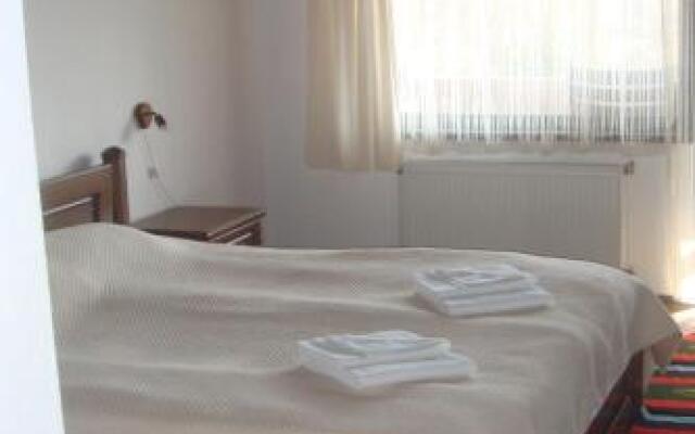 Hotel & Tavern Svatovete