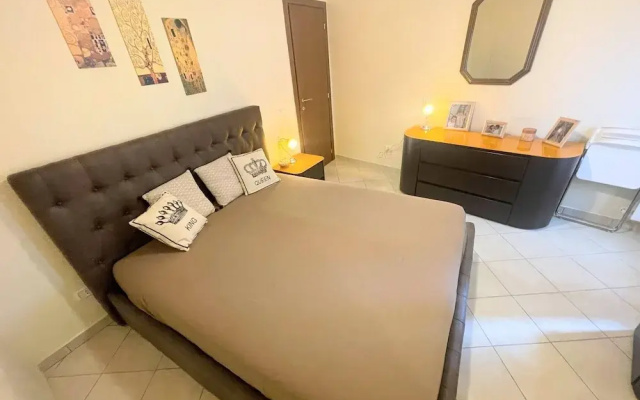 Centrally Located Spoleto, Sleeps 6 , Car not Needed, Wifi N6625