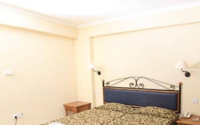 Tsokkos Sun Gardens Hotel Apartments