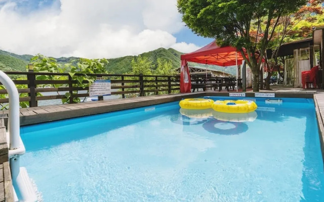 Gapyeong Lavitapensionglamping