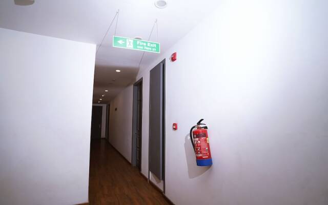 Hotel Lyf Corporate Suites Meera Bagh