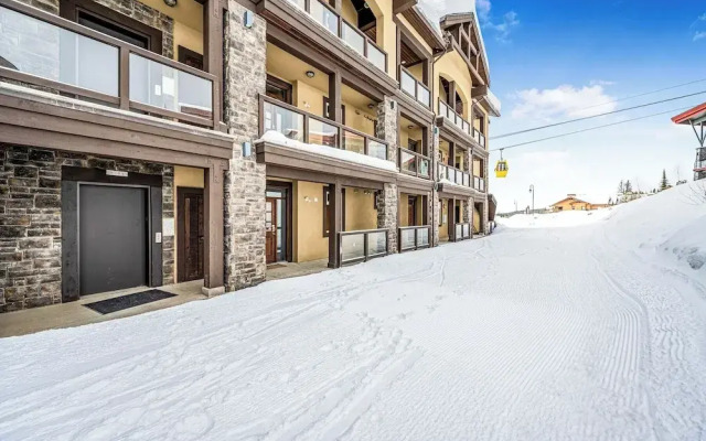 Southpoint 25 Two Bdrm Ski In Out HotTub