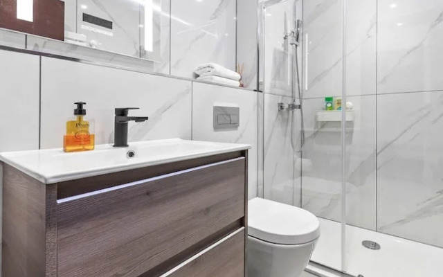 Luxury Studio Suite Near Euston Central London