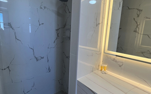 Spa Village Travel Inn