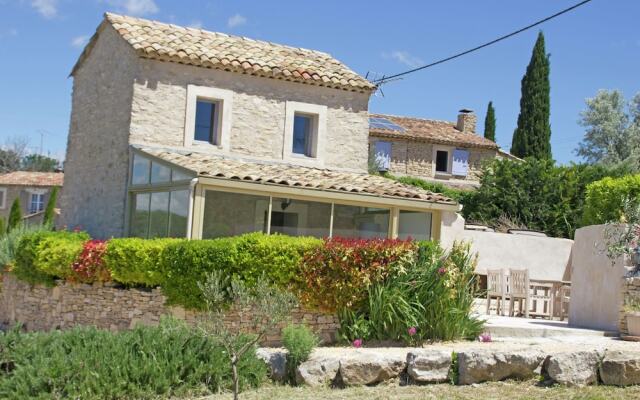 Splendid Holiday Home in Apt With Private Garden