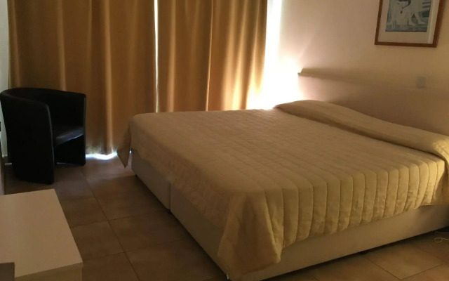Vrachia Beach Hotel & Suites - Adults only