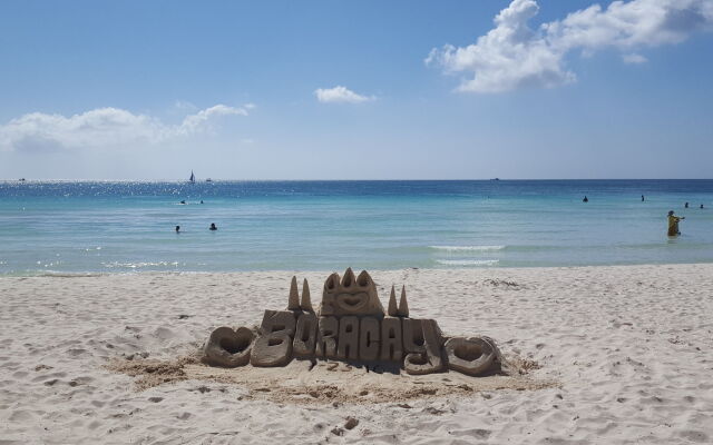 BLUE OCEAN BOUTIQUE HOTEL (Boracay Island, Philippines)