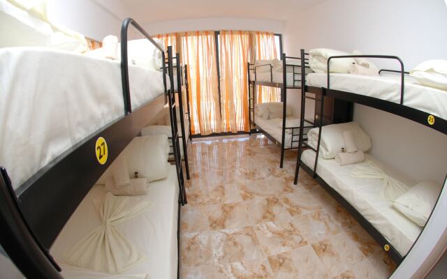 Sunset Hostel