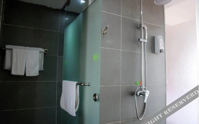 Ruyi Hotel (Dongguan Mayong Town)