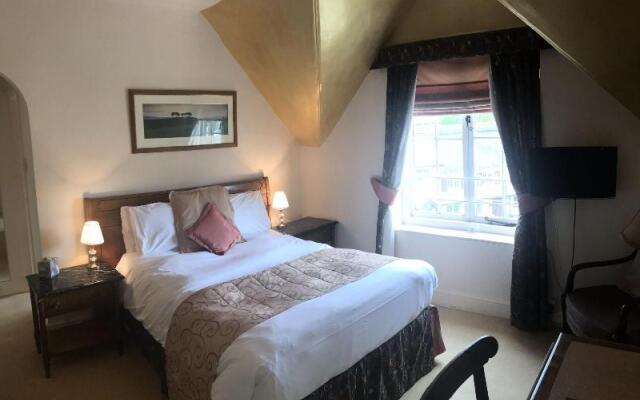 The Crown Hotel