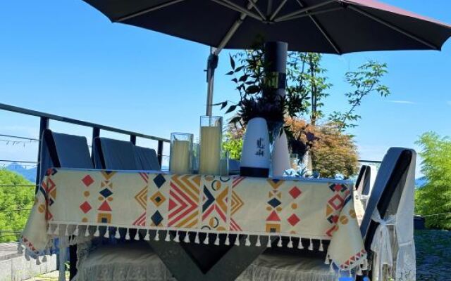 Moganshan·Original Jie Mountain Viewing Sea of Clouds B&B