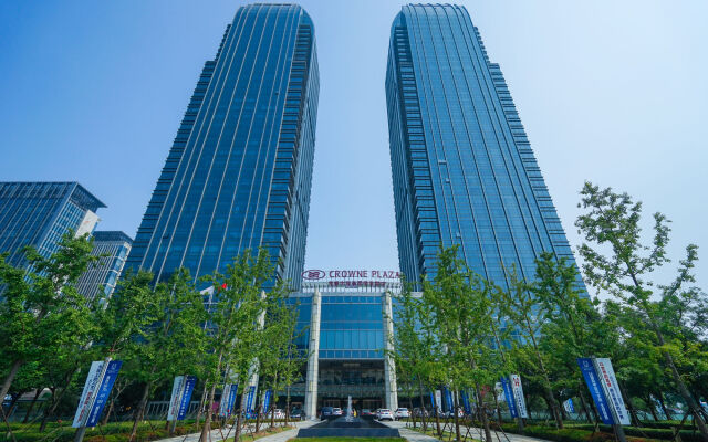 Crowne Plaza Wuxi Taihu, an IHG Hotel