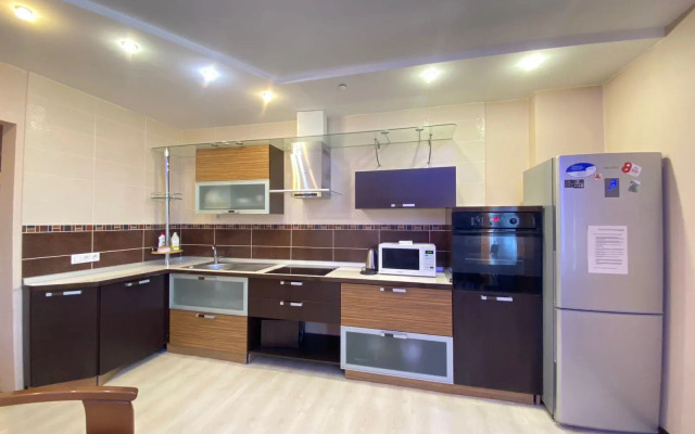 Апартаменты на улице Комсомольская 75