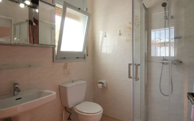 Amazing Villa in Empuriabrava With Swimming Pool