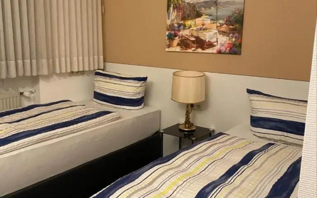 Hotel - Pension - Weller