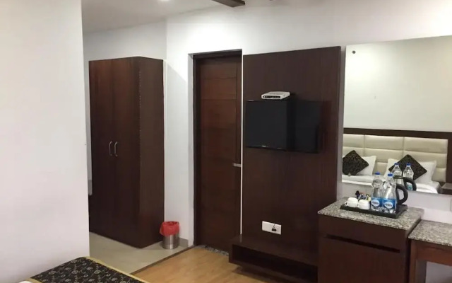 Avexia Comfort Namaskar Heights