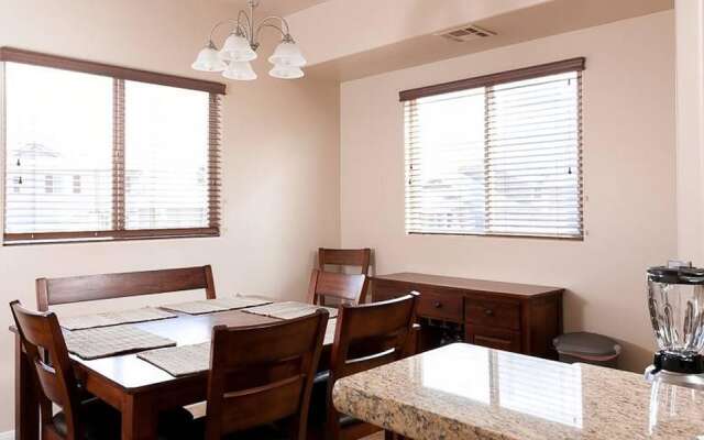 Views for Rent by RedAwning
