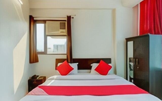 OYO Flagship 75768 Hotel Amaira