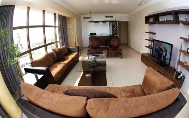 The Avenue Suites