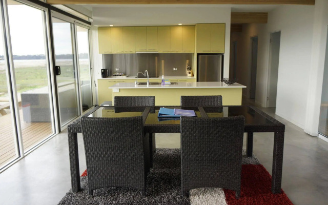 Pelican Point Tasmania