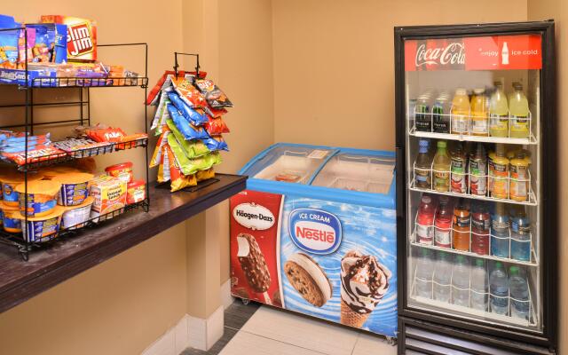 Holiday Inn Express & Suites Austin SW - Sunset Valley by IHG