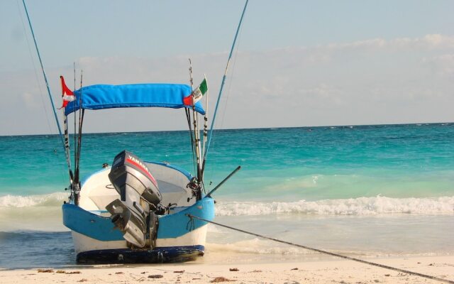 Arcoiris Family Condos by Playa Paradise