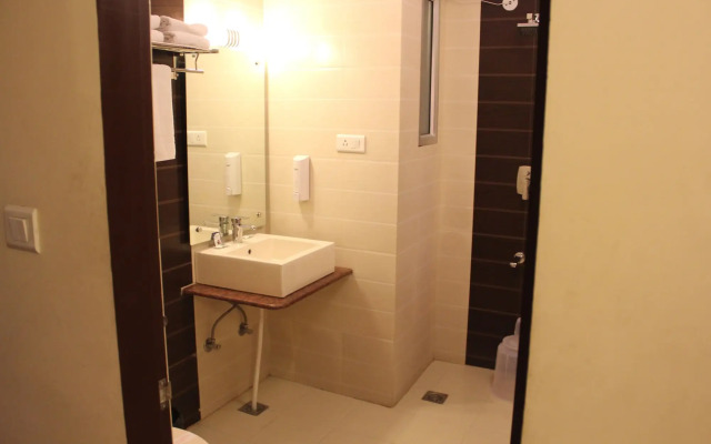 Hotel Savi Regency
