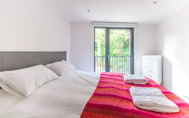 Luxury 1 Bed Castle View Apartment