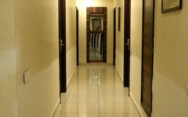 OYO 1211 Hotel Grand Horizon