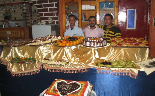 Nile Valley  & Restaurant