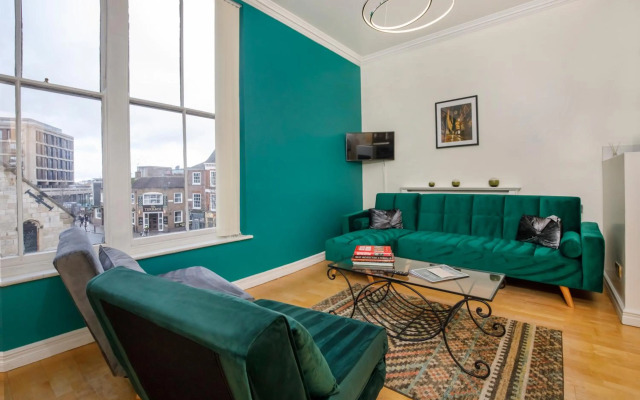 The York Suite, The Shambles