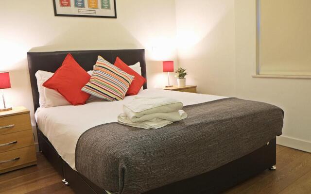 Urban Stay London City Apartments