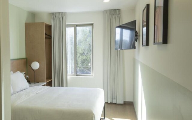 INTJ Hotel