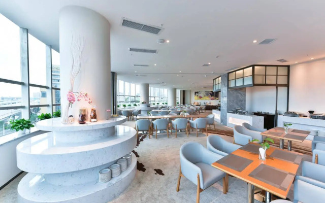 Jingrui Golden Harbor Hotel