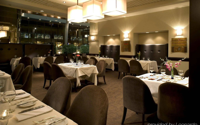 Delta Hotels by Marriott Calgary Airport In-Terminal