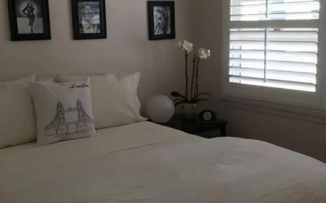 The Grove & Melrose Pied-à-Terre