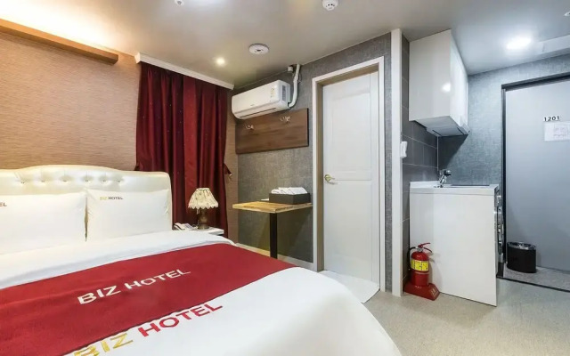 Suwon Station BIZ Hotel
