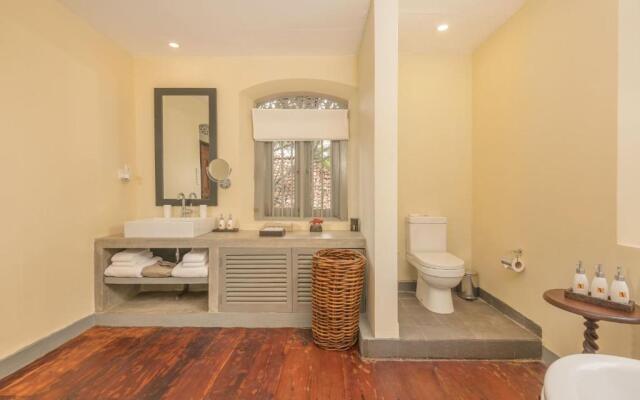 The Villa Bentota by KK Collection