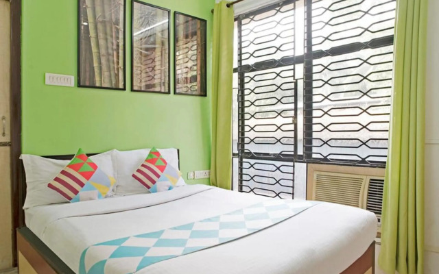 Goroomgo Space Town Kolkata